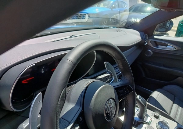 Alfa Romeo Giulia cena 234900 przebieg: 1, rok produkcji 2024 z Gdynia małe 211